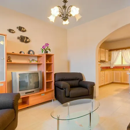 Apartment Kurunell Close To The Sea